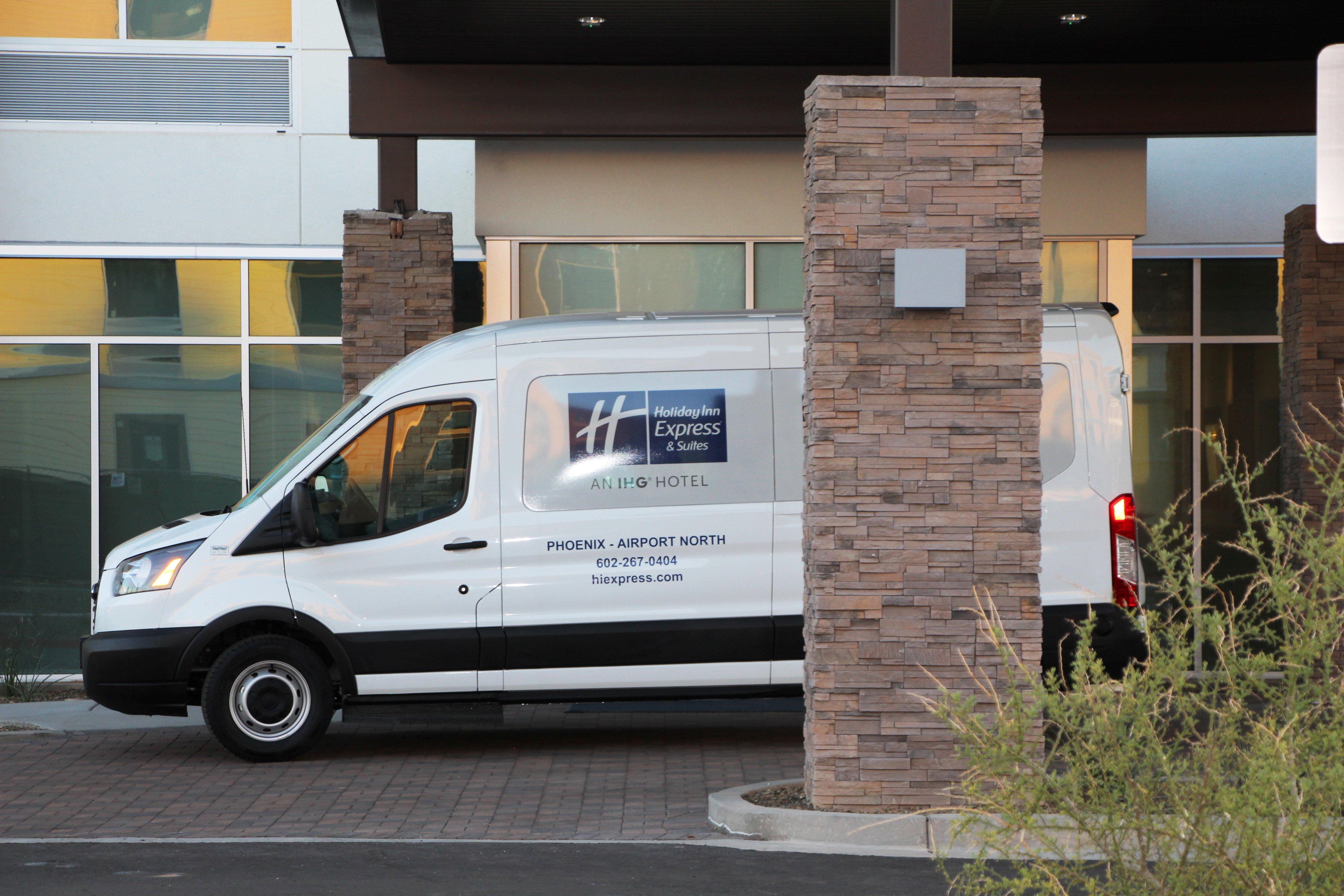 Holiday Inn Express & Suites - Phoenix - Airport North By Ihg Bagian luar foto