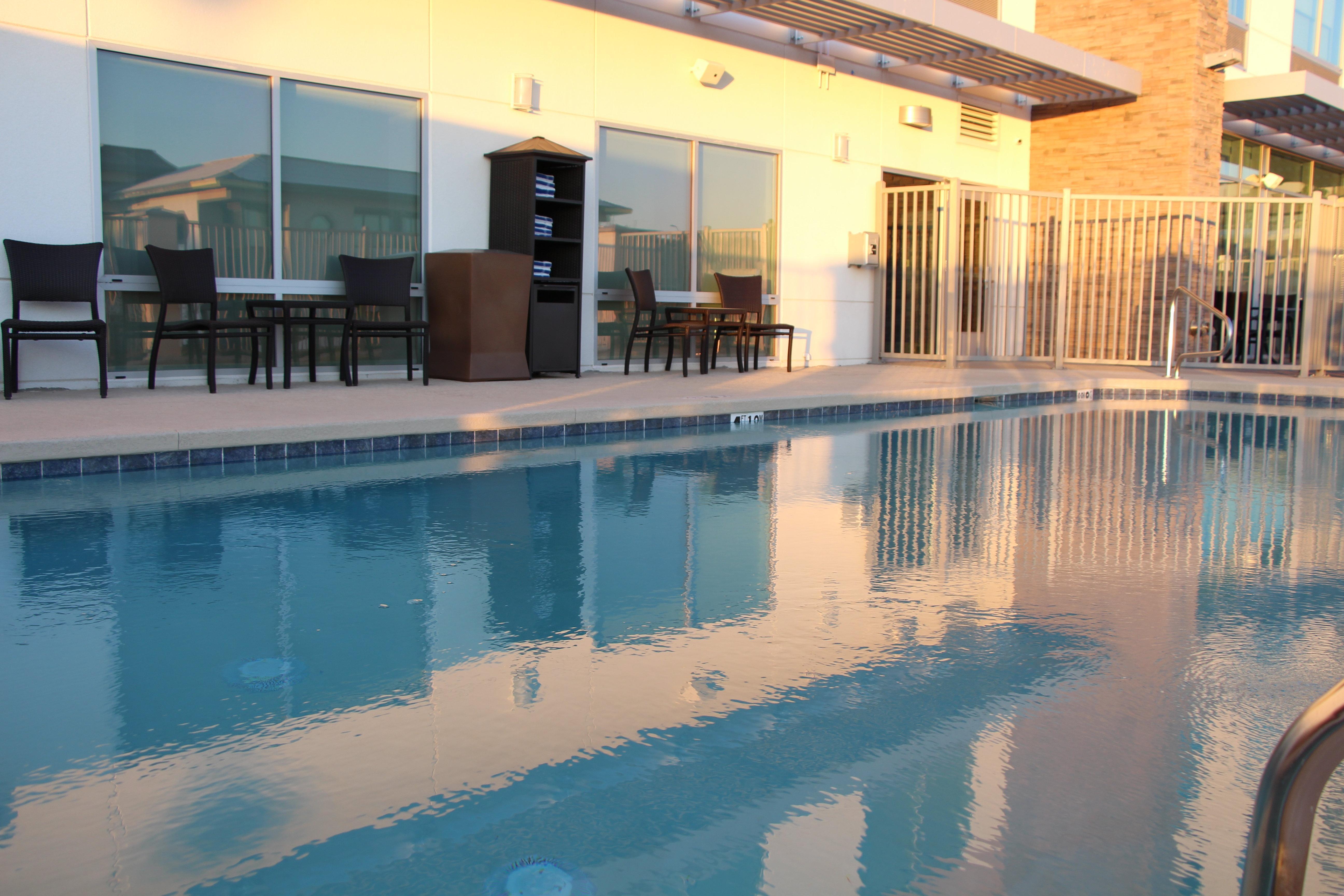 Holiday Inn Express & Suites - Phoenix - Airport North By Ihg Bagian luar foto